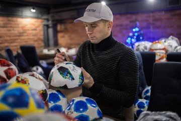 Россия: Добрая встреча: итоги благотворительной акции с участие Михаила Кержакова Россия: Добрая встреча: итоги благотворительной акции с участие Михаила Кержакова